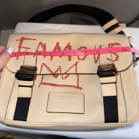 Coach X Jean Michel Basquiat Track Crossbody Pebble Leather C5425 Cream Black - Picture 15 of 16